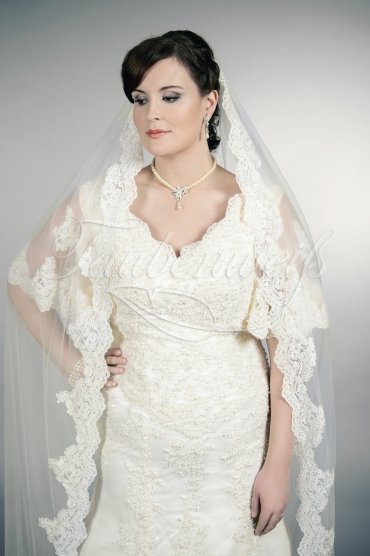 Wedding dress TW0159B - Wedding dress TW0159B plus size XXL trumpet bell sleeves lace condensed beadings train 2